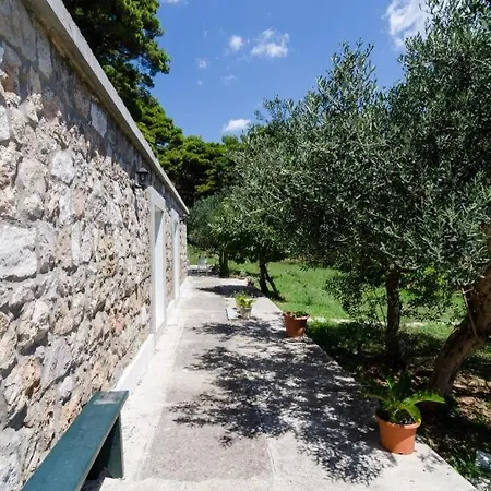 & Tapera Affittacamere Ragusa
