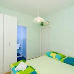 & Tapera 3*