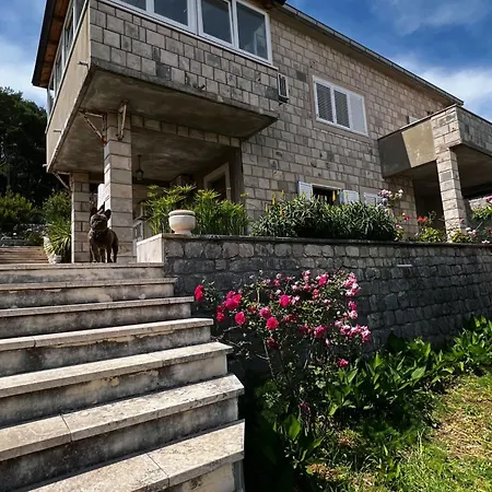 & Tapera Guest house 3*